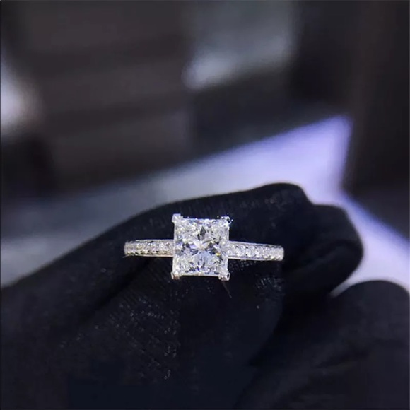 925 Sterling Silver Princess Square Simulator Diamond Ring Wedding Engagement - Picture 4 of 5